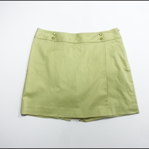 Ann Taylor Pants - Ann Taylor Green Skort Size 4